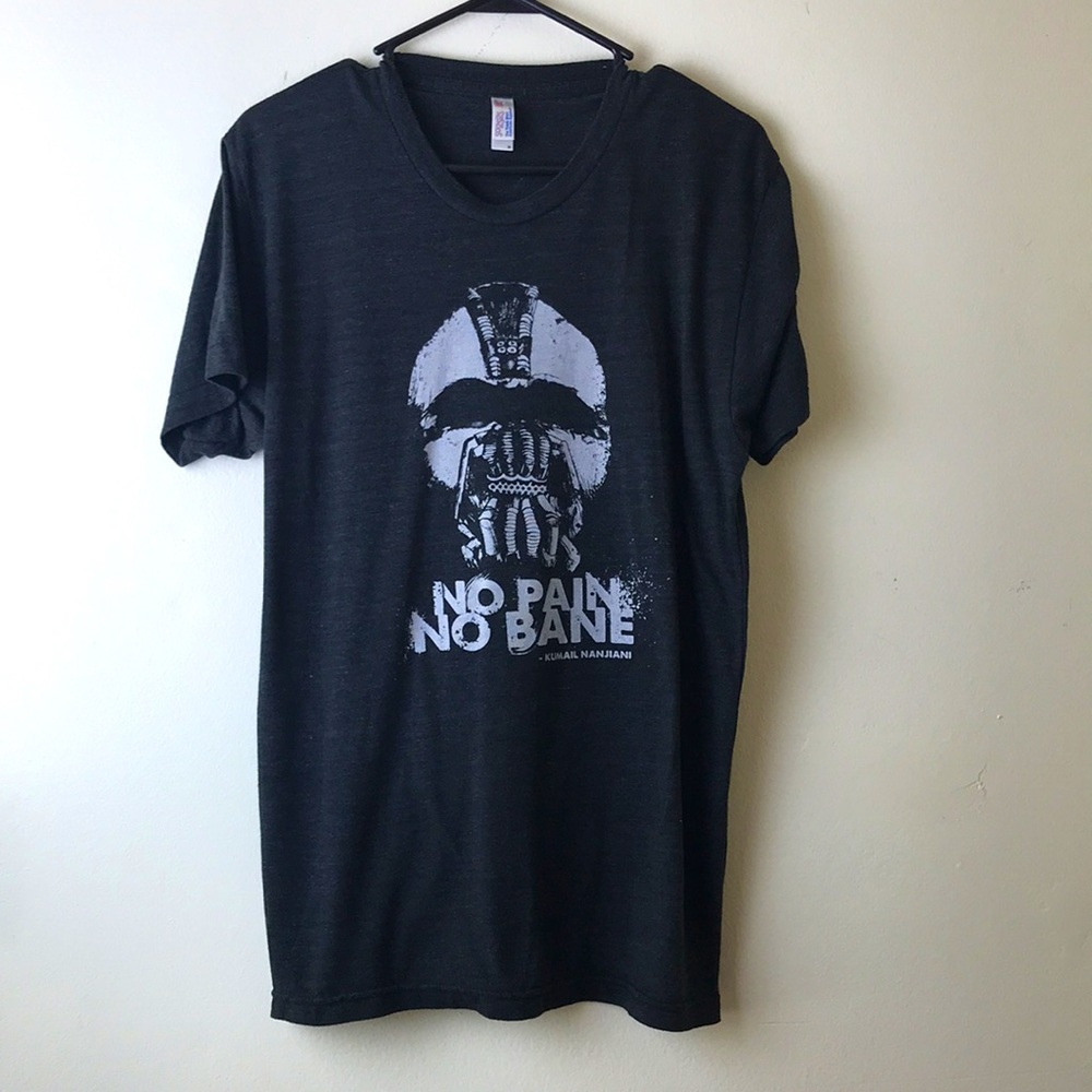 The track shirt american apparel “No pain no bane- Kumal Nanjani t-shirt Sz M